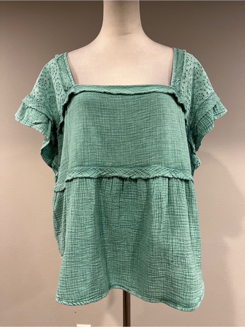 Maurices Sage Green short sleeves Square-Neck Peasant Top size XL